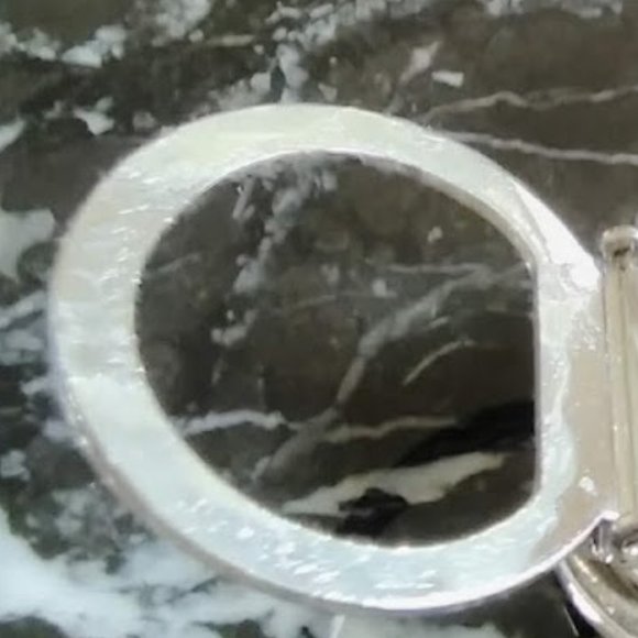 2 Vintage Scarf Clips- Silver & Gold Tone - Picture 6 of 6